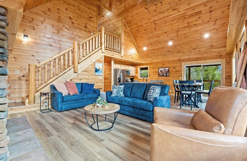 Sevierville Cabin | Morning Glory -BOOK NOW: JANUARY and FEBRUARY SALE! Subject to availability