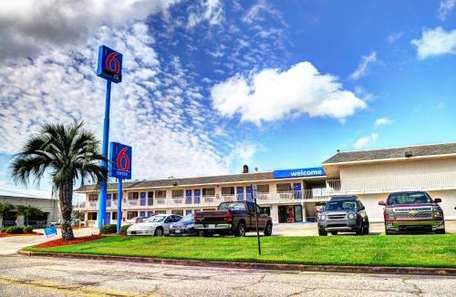 Slidell Hotel | Motel 6-Slidell, LA - New Orleans