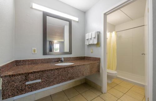 Stockbridge Hotel | Motel 6 Stockbridge GA Hwy 138 W