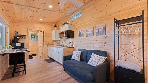 Waynesville House | Mountain Haven: Cozy Tiny Home on 16 Acres