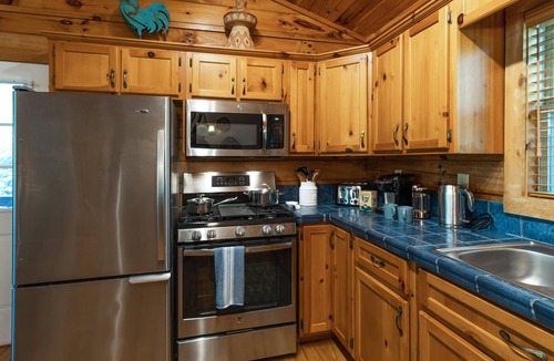 Mountain Springs Cabin | Mountain Retreat Log Cabin