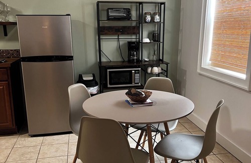 Hot Springs Apartment | Mountain View Rooftop Suite in Hot Springs, NC