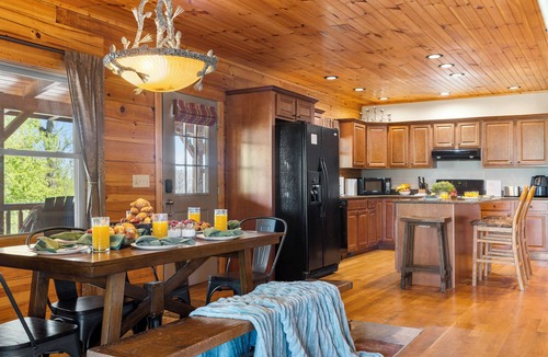 Waynesville Cabin | Mountaintop Cabin with Panoramic Views, Fire Pit
