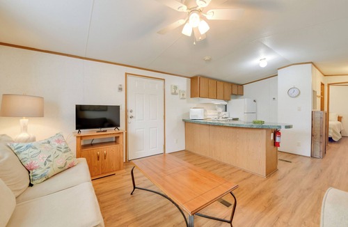 Waynesville House | Mtn-View Adventure Hub! Waynesville Home w/Perks