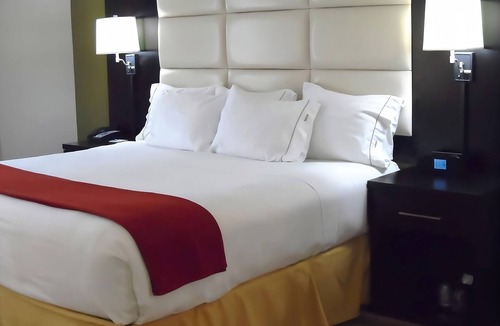 Madison Hotel | Nature Escape! Modern Unit Near Parks/Attractions