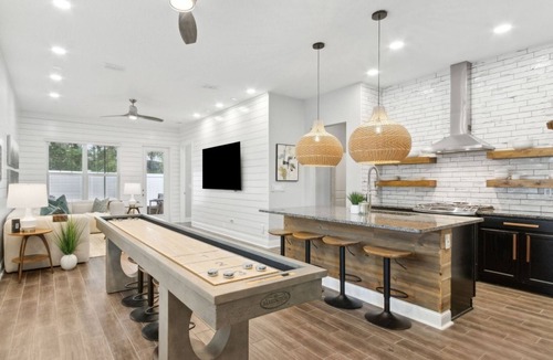 Fernandina Beach House | NEW! Avail Jun-Aug. 30 Day Rates Only. Walk to Beach Along Egans Greenway