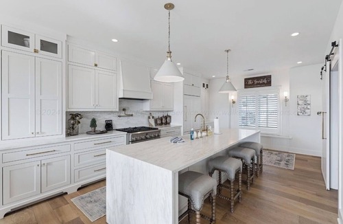 Crane Hill House | NEW Bella Vista - Sunset Views, 2-Story Dock, Outdoor TV + Kitchen, Game Room
