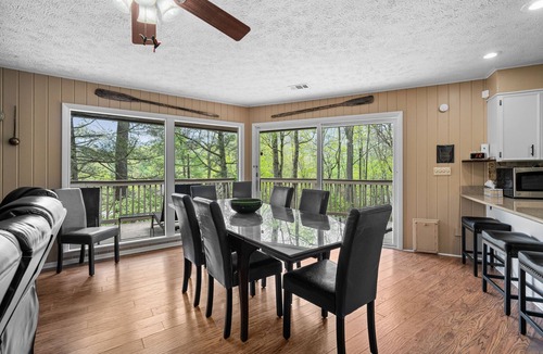 Rocky Grove House | NEW! Cosby Mountain Lodge 4-Bedroom Home
