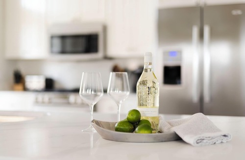 Sunnyside House | #NEW DATES OPEN# No Shoes No Shirt No Problems. Carillon Beach, gated private.