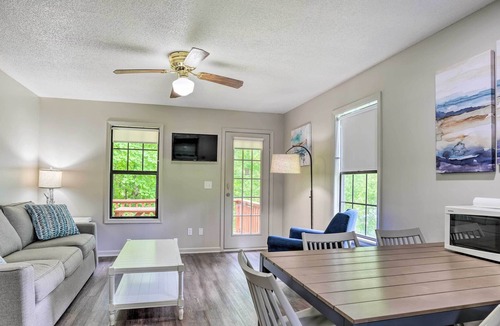 Winchester Cabin | NEW! Dog-Friendly Lakefront Cabin w/ Deck Dining!