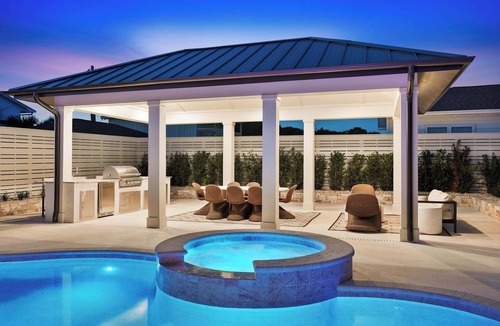 Laguna Beach House | NEW Laguna Serenity | 7BR Gulf Front | Pool | LSV/Bikes