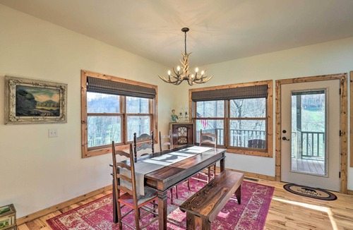 Mars Hill House | NEW! Laurel Creek Lodge w/ Hot Tub & Creek Access!