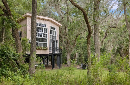 Wadmalaw Island House | New Listing! Cozy Treehouse, Away From It All