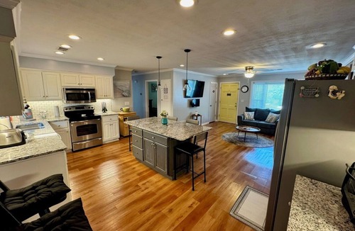 Columbus House | New Listing! Family Friendly Home, WIFI, Game Room, Large Yard near Ft. Benning