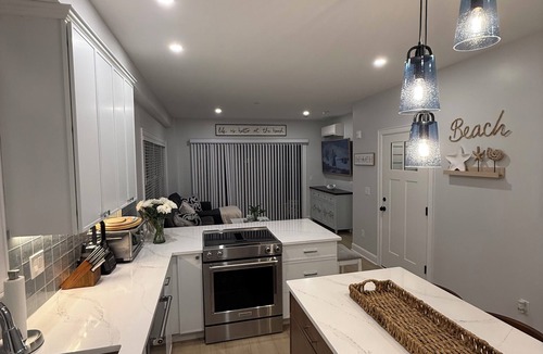 Salisbury Beach Condo | New Luxury 3 bedroom 3.5 baths Condo located in the heart of Salisbury Beach.