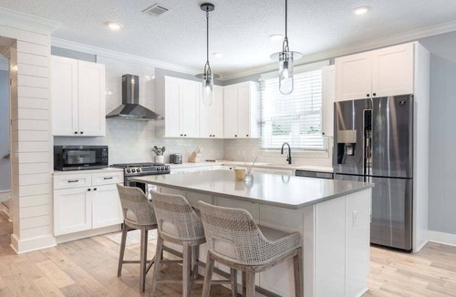 Saint Simons Island House | New Luxury St. Simons Retreat | Golf, Beaches & Dining Nearby