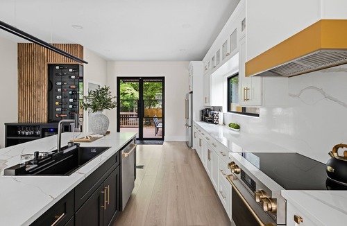 Loring Heights House | New Modern Luxury | Rooftop Retreat | W Midtown