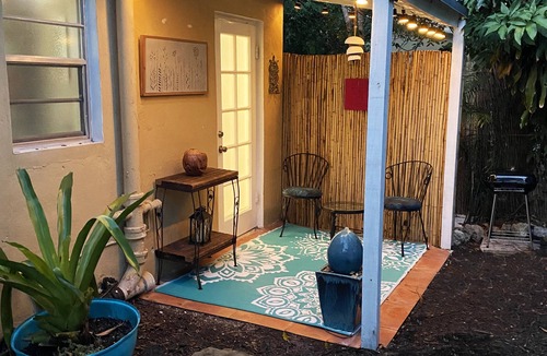 Miami Shores Cottage | NEW! Tropical Deco Cottage minutes to beaches and Barry University