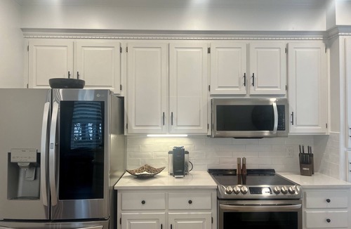 Greensboro Cottage | Newly Renovated, Beautifully Decorated, Lake Front in Reynolds