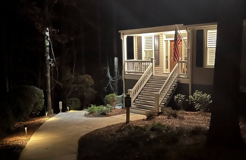 Greensboro Cottage | Newly Renovated, Beautifully Decorated, Lake Front in Reynolds