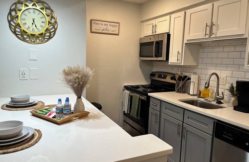 Huntsville Apartment | Newly renovated cozy apartment near Midcity!