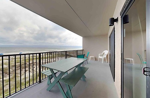 Ono Island Apartment | Ocean Breeze West #204