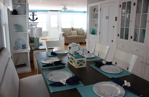 Salisbury House | ⚓️Oceanfront 3BR | Beach Access + Ocean Views⚓️