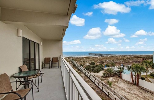 Fernandina Beach Condo | Oceanfront 3BR - Recent Updates - Pool - Ketch 407