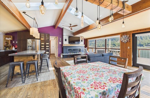 West Juneau House | Oceanfront Fire Pit, Decks, Large Yard, Views!