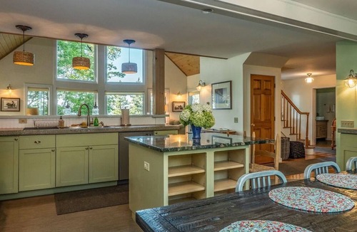 Salsbury Cove House | Oceanfront with firepit near Acadia, close to downtown Bar Harbor~ perfect spot!
