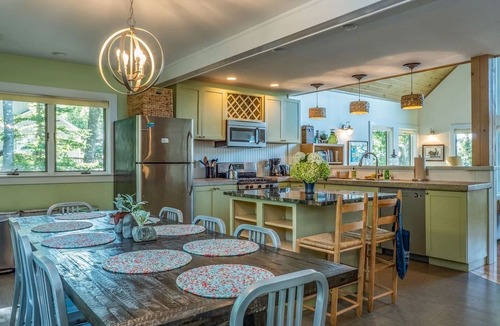 Salsbury Cove House | Oceanfront with firepit near Acadia, close to downtown Bar Harbor~ perfect spot!