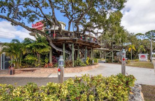 New Smyrna Beach House | Oceanwalk 13-301