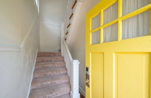 Hampton House | Olde Hampton, right in the center of Hampton Roads 2