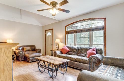 Marshall House | On 18 Acres! Secluded Leicester Home w/Fire Pit