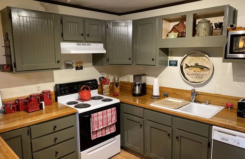 Winchester House | On the water with Dock & Great Location