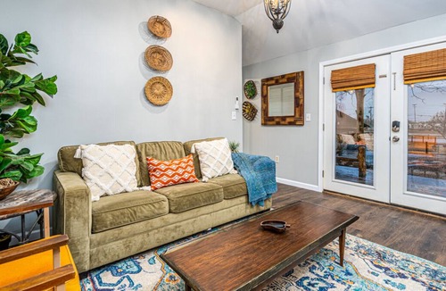 Laceys Spring House | One bedroom Chalet located near Huntsville City Limits. Romantic. Convenient.