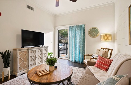 King City Condo | One bedroom condo w/pool in the SSI Village area unit 2100 First Floor