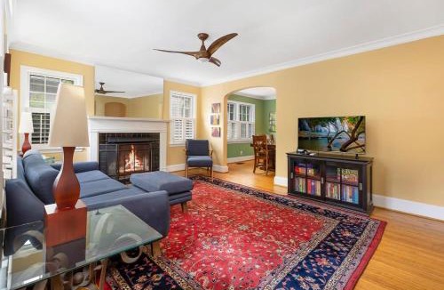 Plaza Midwood House | Outdoor Oasis in Popular Plaza Midwood