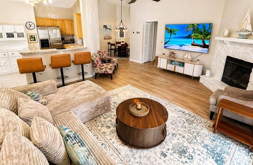 Arlington House | Palm Breeze Oasis: Private Pool & Gazebo