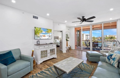 South Island Apartment | Palm Harbor #202E by Sun Palace Vacations