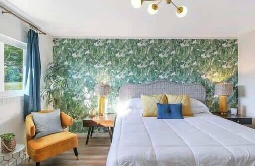 Trenton Hotel | Palm Springs King Suite Near Chattanooga Room#1