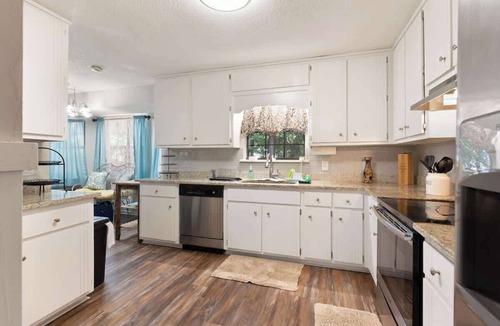 Country Club Estates House | Palmetto Retreat/Centrally Located/Near FLETC