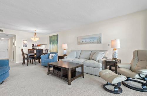 South Island Apartment | Palms of Bay Beach 4F