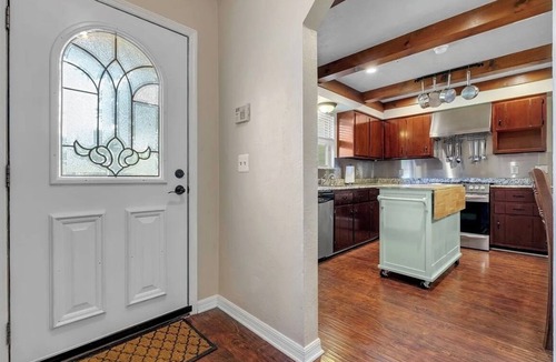Tallahassee House | Paradise at the Oasis