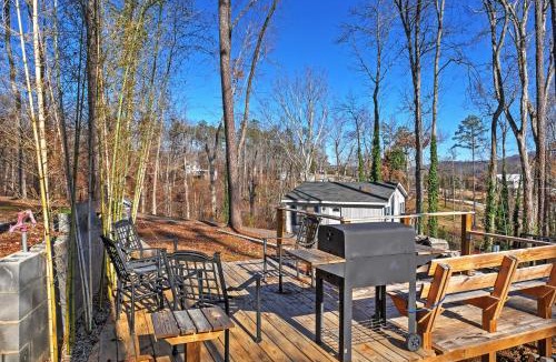Guntersville House | 'Paradise Cove' Cabin w/Boathouse & Dock