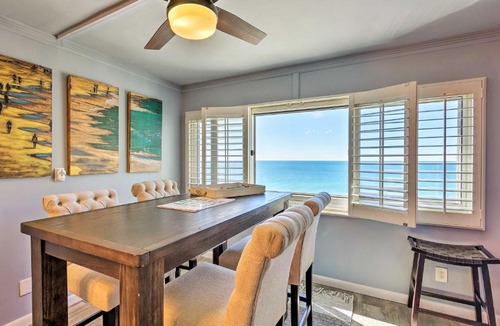 Sunnyside House | PCB Beachfront 'Coastal Abode' at Pinnacle Port!