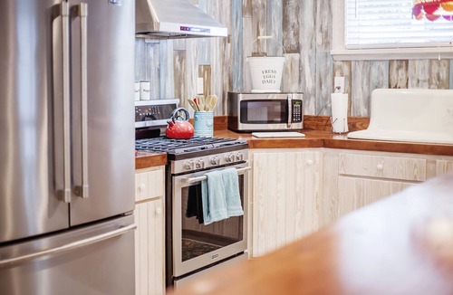 West Ashley House | Perfect family home in West Ashley, minutes to Folly Beach & Downtown Charleston