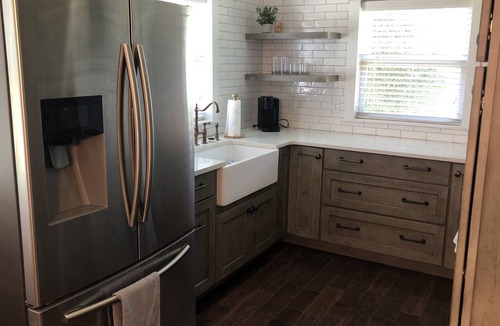 Albany House | Perfect for Travel Nurses and Quail Hunters