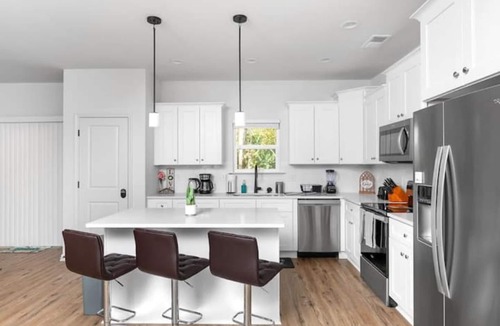 Charlotte House | Perfect Getaway Prime Location w/Game Room & HotTub