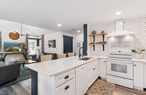 Saint Simons Island Condo | Perfect Island, Perfect Vacation in our newly renovated Harbour Oaks, Unit #214.